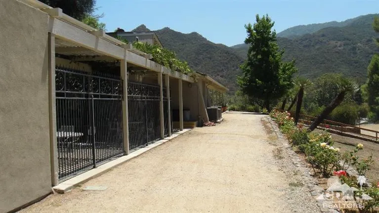 30473 Mulholland Highway, Agoura Hills, California 91301