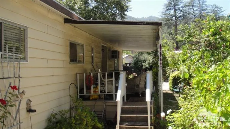 30473 Mulholland Highway, Agoura Hills, California 91301