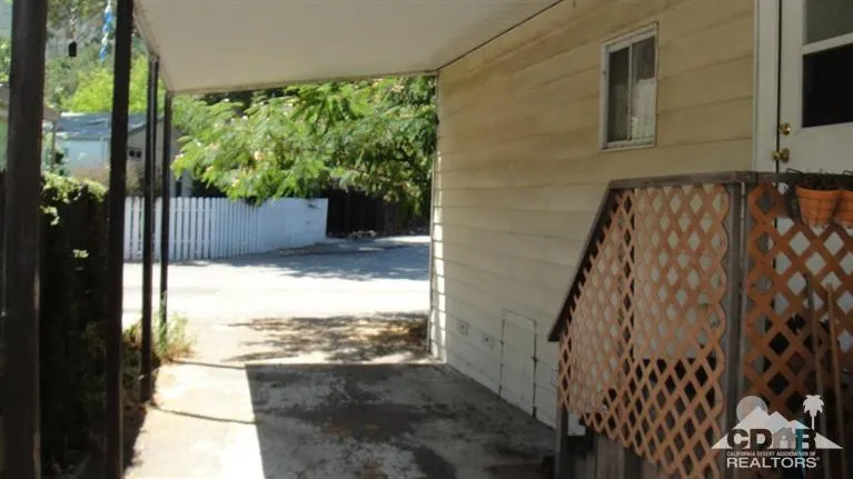 30473 Mulholland Highway, Agoura Hills, California 91301