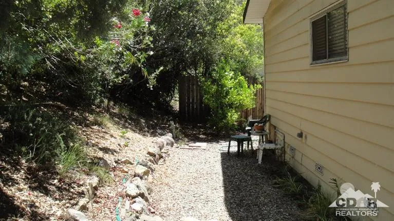 30473 Mulholland Highway, Agoura Hills, California 91301