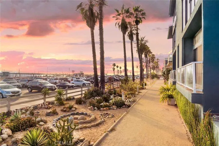 1 Buccaneer Street 5, Marina Del Rey, California 90292