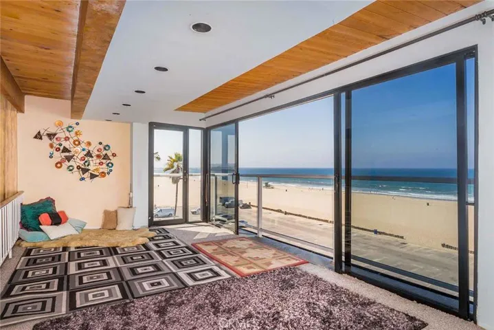 1 Buccaneer Street 5, Marina Del Rey, California 90292