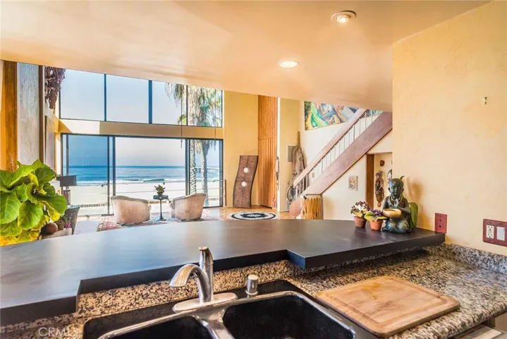 1 Buccaneer Street 5, Marina Del Rey, California 90292
