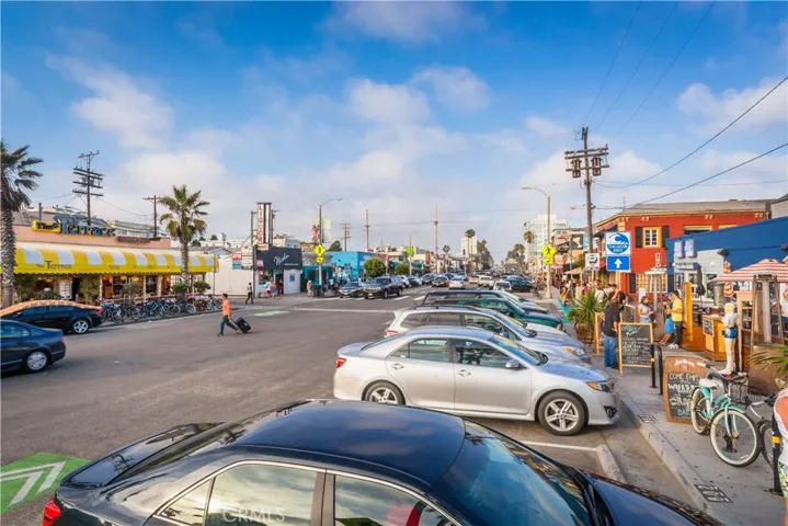 1 Buccaneer Street 5, Marina Del Rey, California 90292