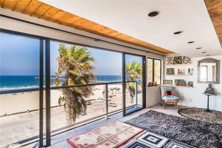 1 Buccaneer Street 5, Marina Del Rey, California 90292