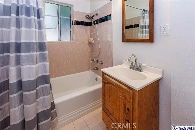 1707 Arlington Avenue, Glendale, California 91208