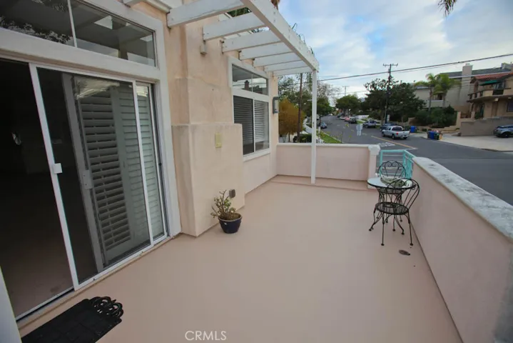 801 Emerald Street, Redondo Beach, California 90277