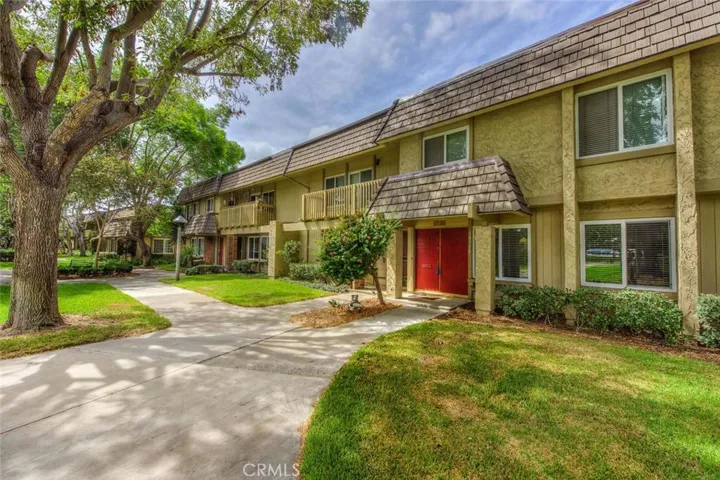 18116 Muir Woods Court, Fountain Valley, California 92708