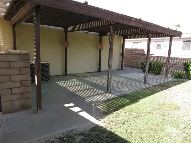 35090 Serenade, Thousand Palms, California 92276