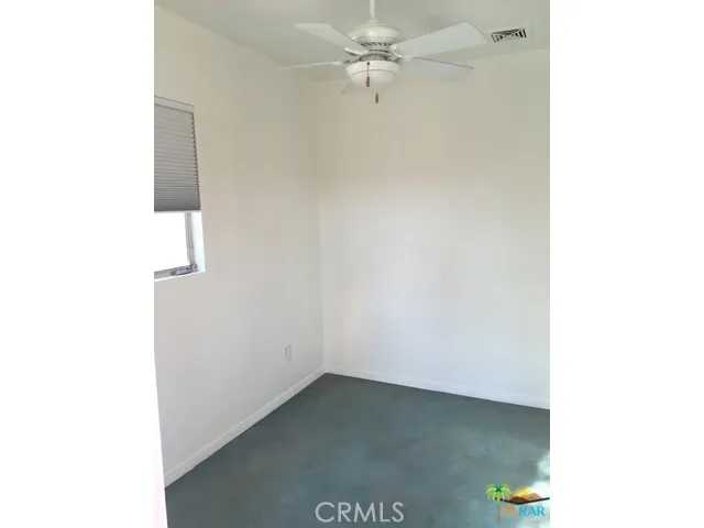 Bonus room with private entry and polish