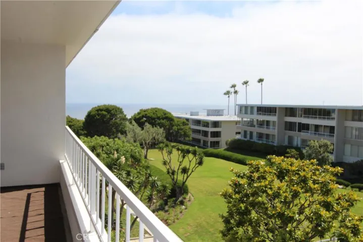 32709 Seagate Drive 302, Rancho Palos Verdes, California 90275