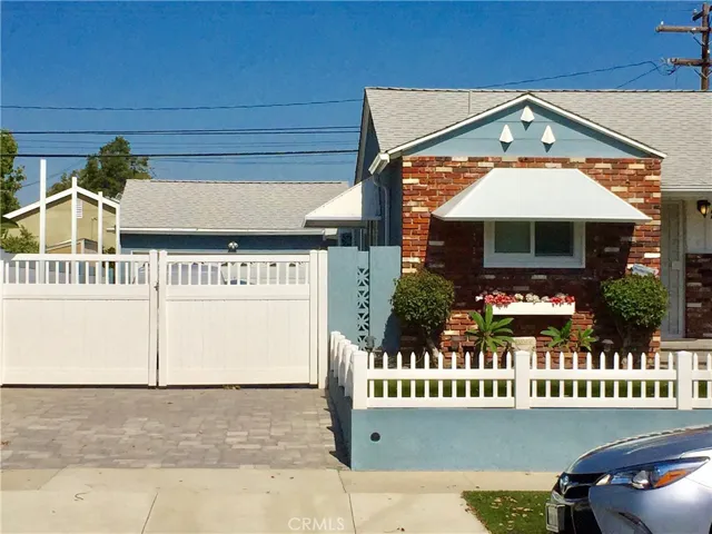 2537 W 154th Street, Gardena, California 90249