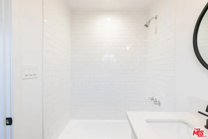4229 Centinela Avenue 1/2, Los Angeles, California 90066