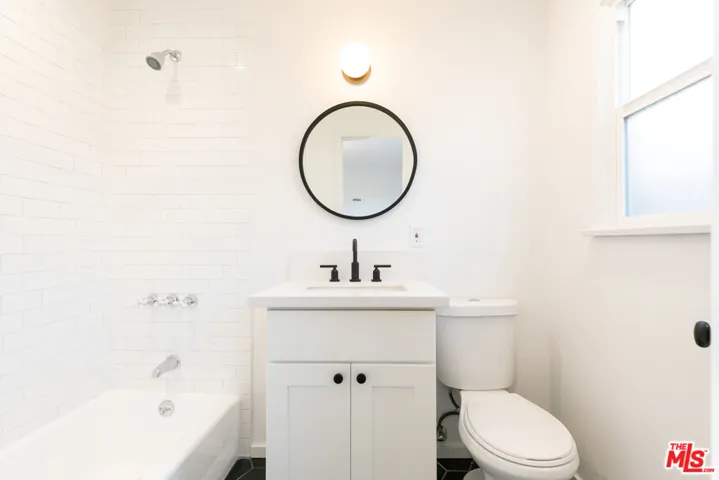 4229 Centinela Avenue 1/2, Los Angeles, California 90066
