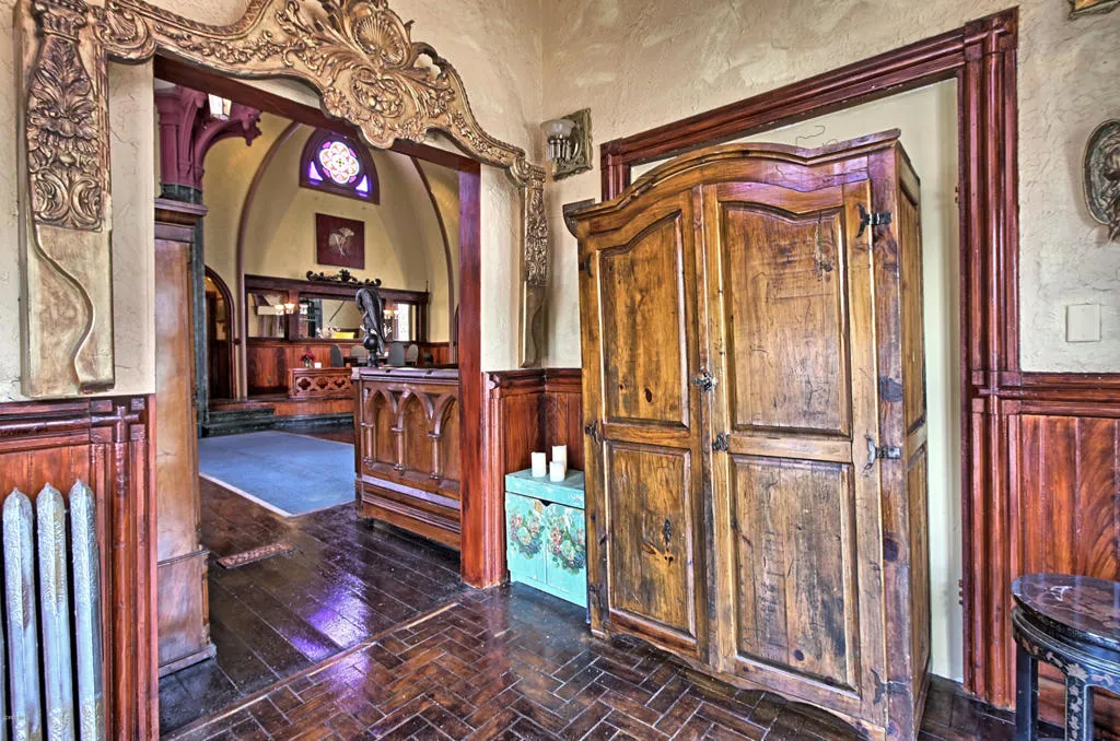 gallery-image 2