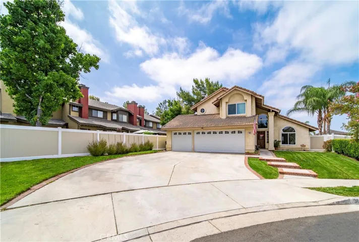 366 Cabrillo Circle, Corona, California 92879