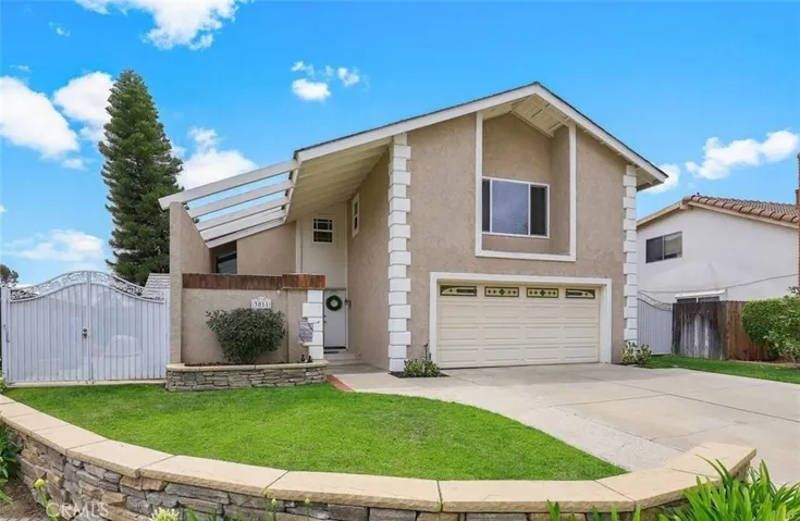 3011 Heather Drive, Fullerton, California 92835