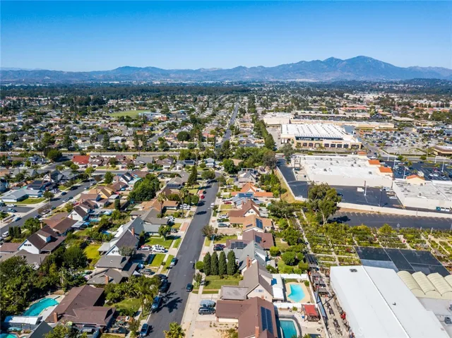 23732 Cavanaugh Road, Lake Forest, California 92630