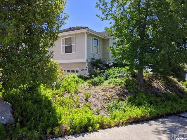 3461 Santa Carlotta Street, Glendale, California 91214