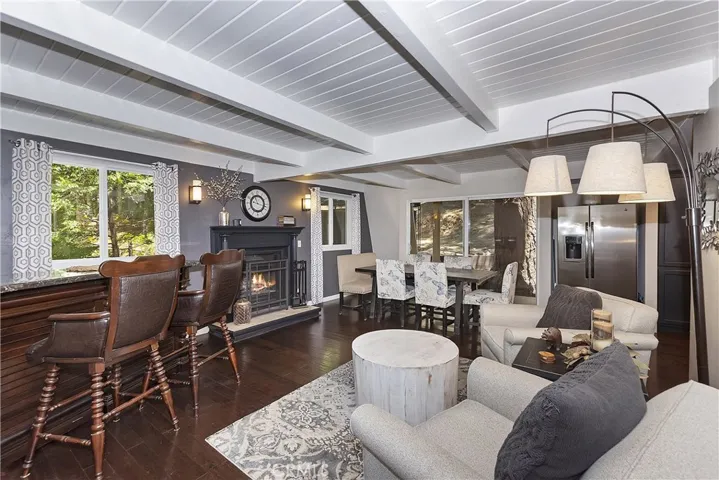 434 Club House Drive, Lake Arrowhead, California 92352