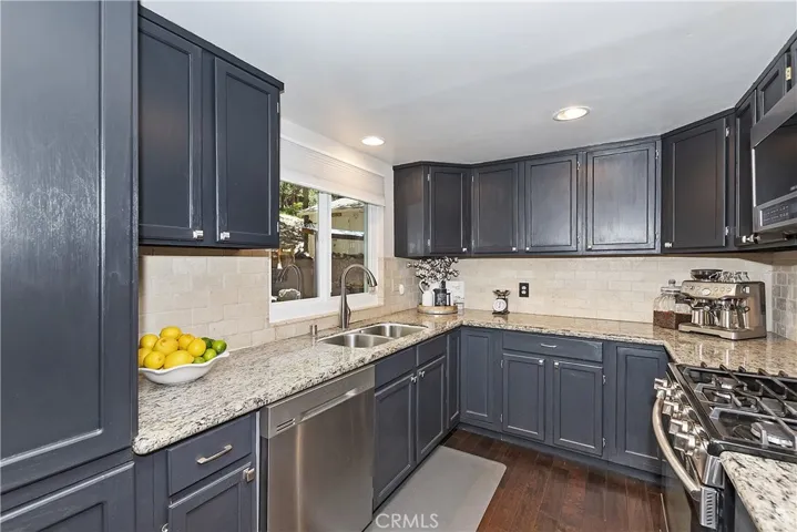 434 Club House Drive, Lake Arrowhead, California 92352