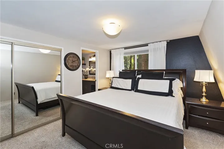 434 Club House Drive, Lake Arrowhead, California 92352