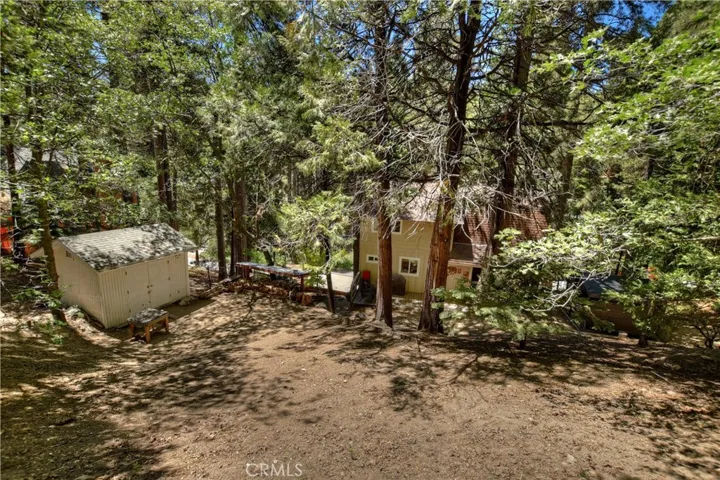 434 Club House Drive, Lake Arrowhead, California 92352