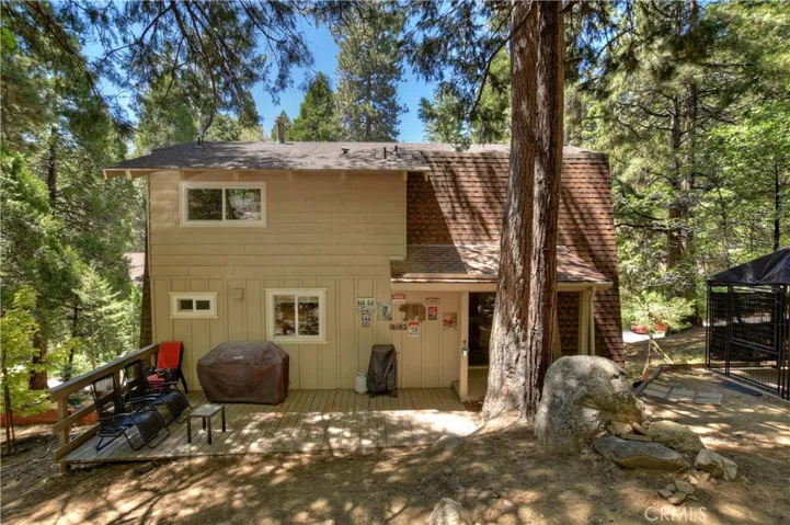 434 Club House Drive, Lake Arrowhead, California 92352
