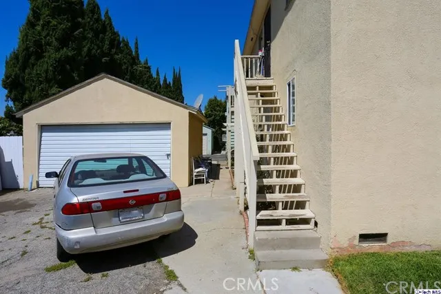 1000 E Chevy Chase Drive, Glendale, California 91204