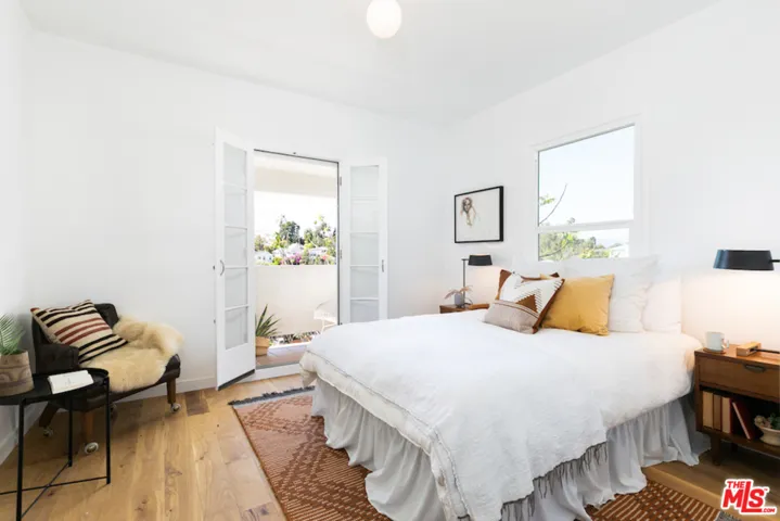 1126 W Edgeware Road 1/2, Los Angeles, California 90026