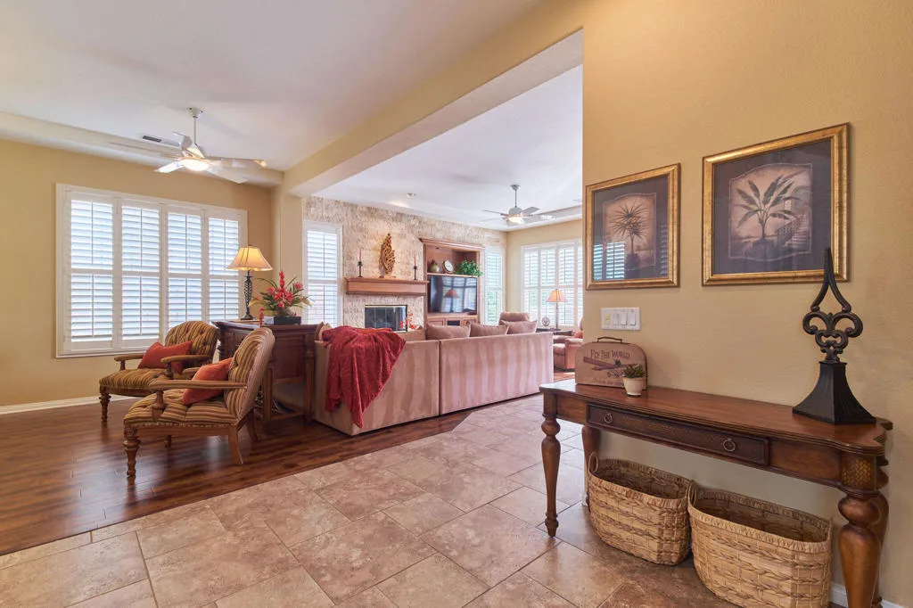 gallery-image 3