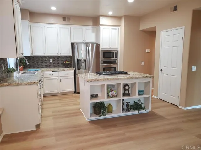 2109 Opal Ridge, Vista, California 92081