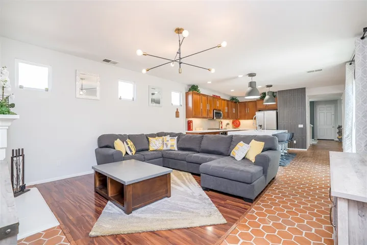 1530 Glenwood Springs Avenue, Chula Vista, California 91913