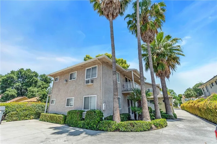 429 N Hill Avenue, Pasadena, California 91106