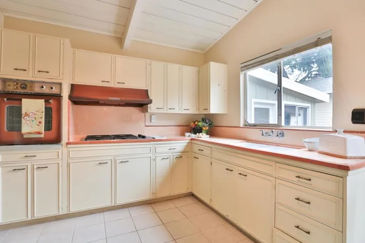 1415 Koch Lane, San Jose, California 95125