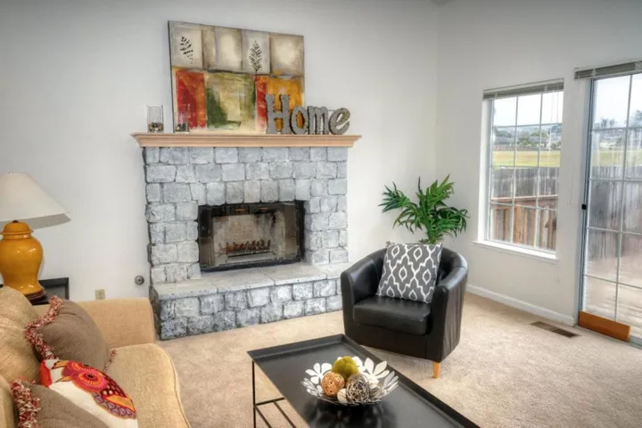 448 Correas Street, Half Moon Bay, California 94019