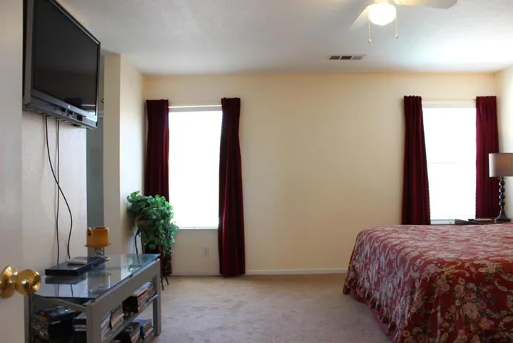 2774 Swan Lane, Los Banos, California 93635