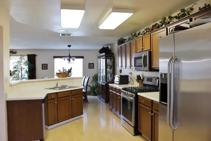 2774 Swan Lane, Los Banos, California 93635