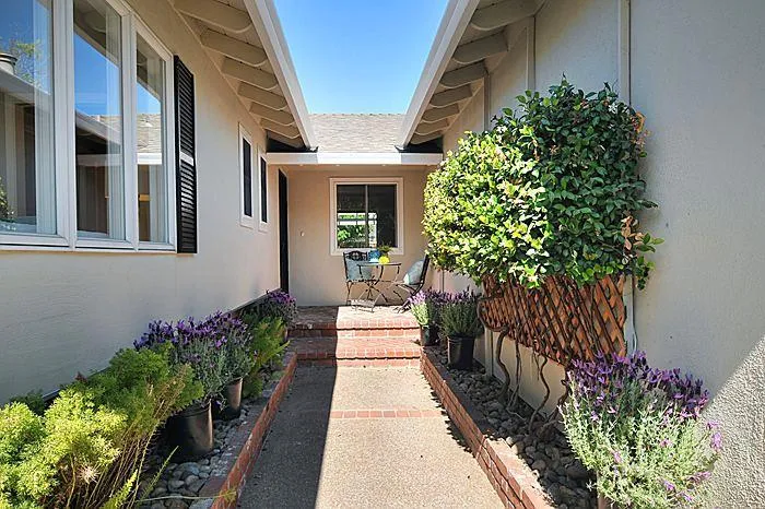 5493 Muir Drive, San Jose, California 95124