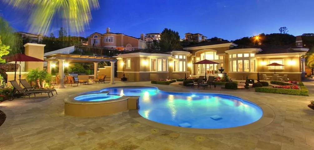 7174 Glenview Drive, San Jose, California 95120
