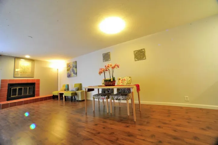 , Palo Alto, California 94306