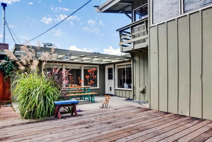 218 Buena Vista Avenue, Santa Cruz, California 95062