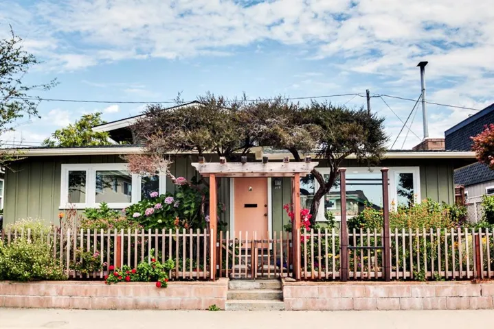 218 Buena Vista Avenue, Santa Cruz, California 95062