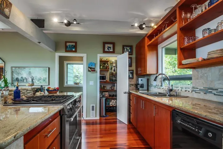 540 Olaughlin Road, Santa Cruz, California 95065