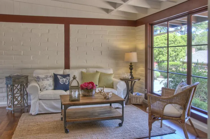 244 Grove Acre Avenue, Pacific Grove, California 93950
