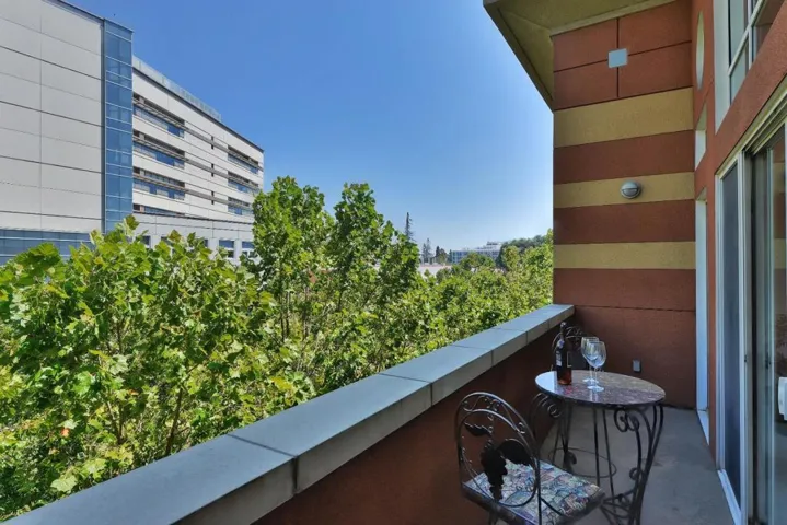 130 E San Fernando Street Ph24, San Jose, California 95112
