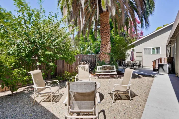 3350 Page Street, Redwood City, California 94063