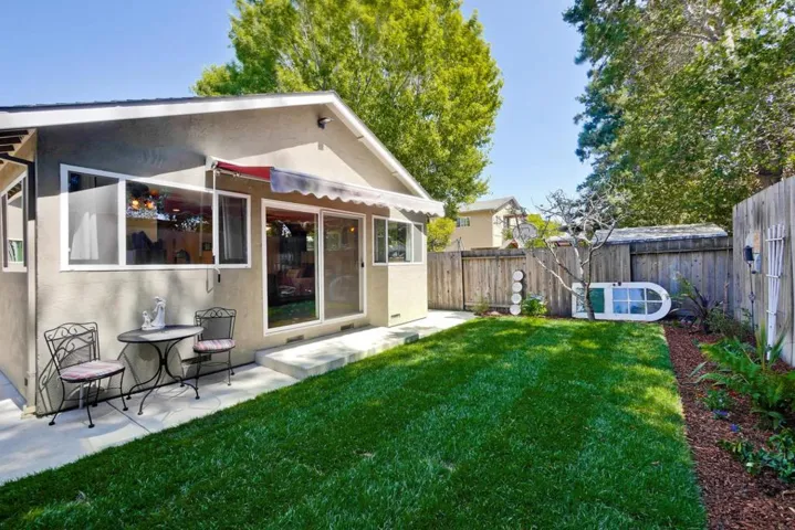 3350 Page Street, Redwood City, California 94063