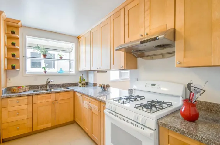 , Daly City, California 94015
