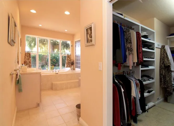 18 Secondo Way, Royal Oaks, California 95076